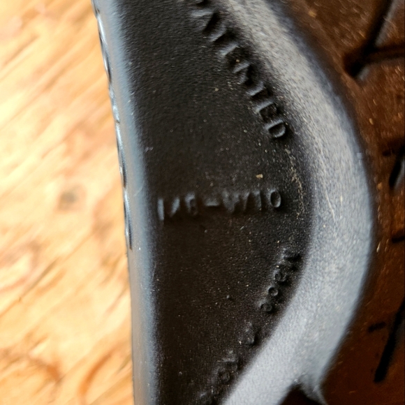 OOFOS OOAHH SANDALS- UNISEX- MEN'S 8  WOMEN'S 10 - Picture 7 of 7